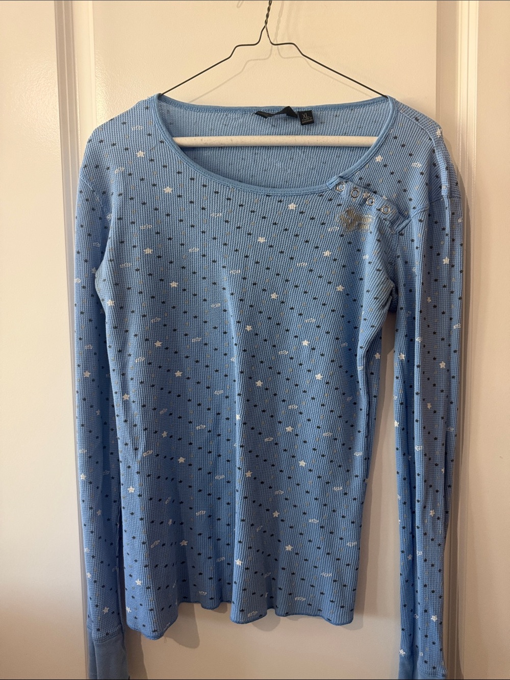 Fox - vintage Y2K Light Blue Star-Print Long Sleeve Top